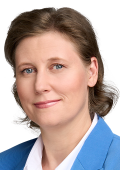 MAGDICS MÓNIKA fényképe
