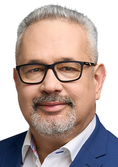 ARATÓ GERGELY fényképe