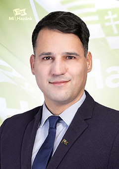 LANTOS JÁNOS fényképe