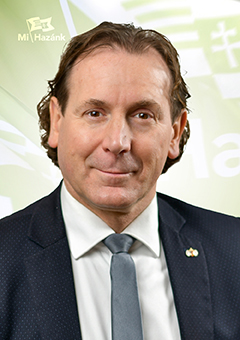 SZABADI ISTVÁN fényképe