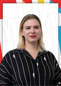 SIPOS IVETT fényképe